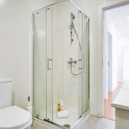 Charming 4 Bedroom In Anjos *