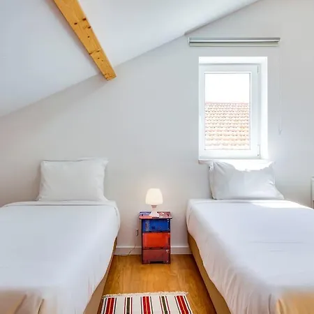 アパート Charming 4 Bedroom In Anjos *